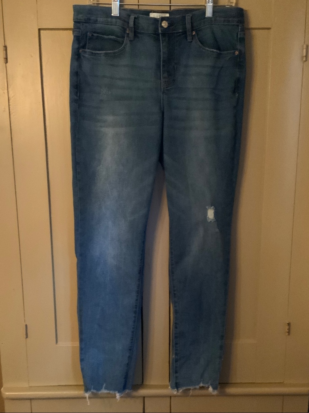 Nicole Miller Women’s Ankle Jeans in Medium Blue Wash